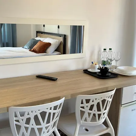 Palisander Z Widokiem Na Morze Тшенсач