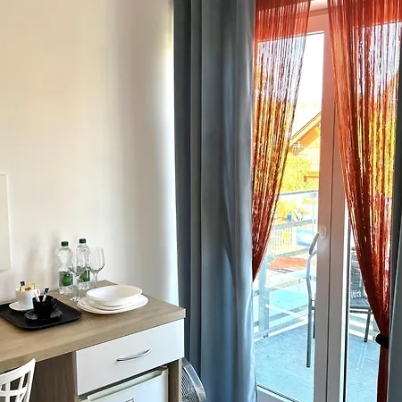 Palisander Z Widokiem Na Morze *