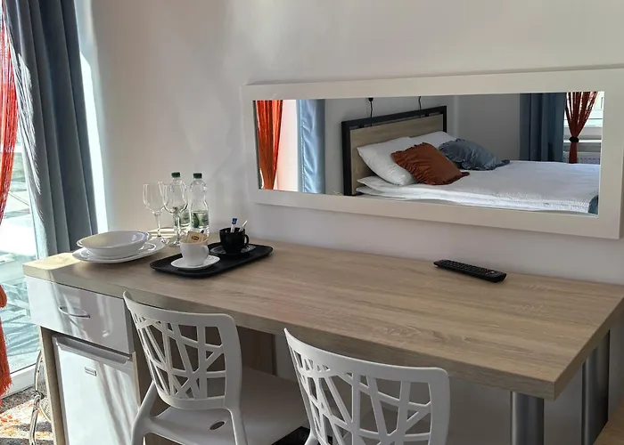 Palisander Z Widokiem Na Morze